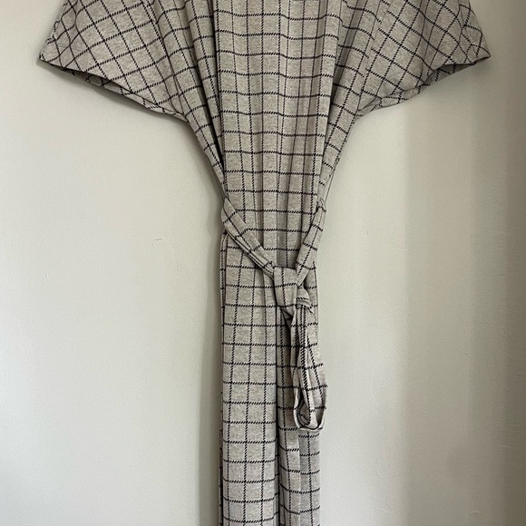 Zara Dress - Picture 6 of 8